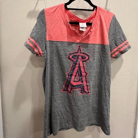 Official Anaheim Angels T-Shirt 😇Offers Welcome😇 - Picture 1 of 2